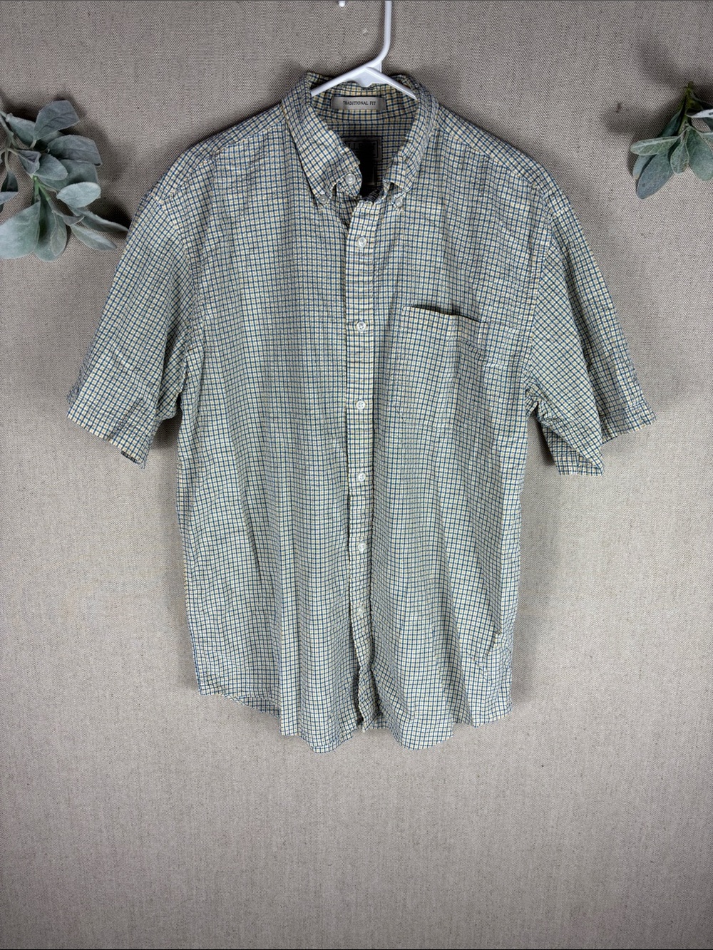 L.L. Bean > Short-Sleeve Button-Up Check Cotton Shirt Medium